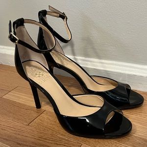 Vince Camuto Peep Toe Heel